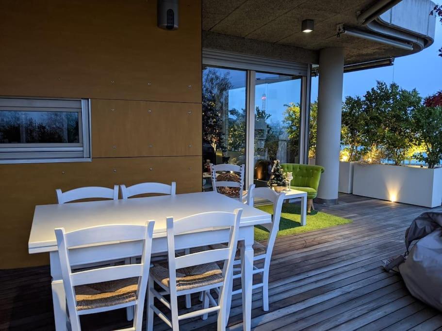 Appartamento Vista San Luca Con Terrazza Panoramica Bolonha Exterior foto